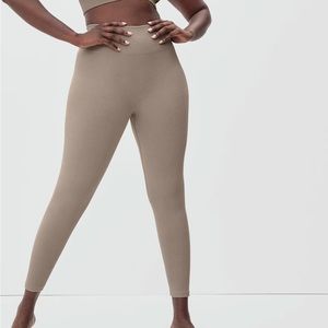 NWT Everlane seamless leggings XS